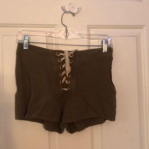 High wasted army green lace up shorts